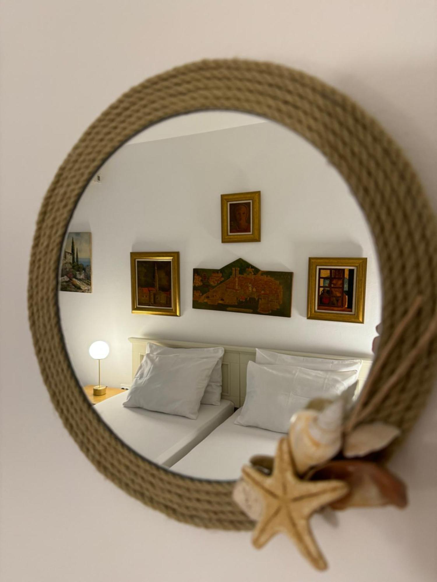 Guest House Amfora ブドヴァ エクステリア 写真